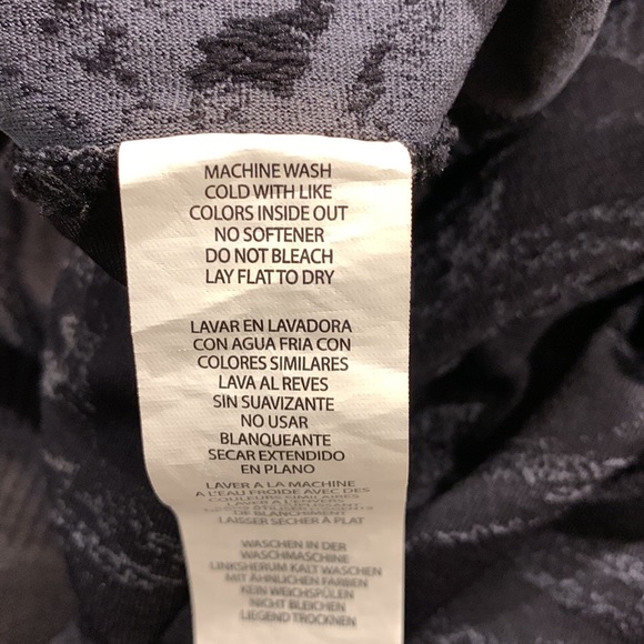 FABLETICS AMELIA RUNNING JACKET - Picture 9 of 14